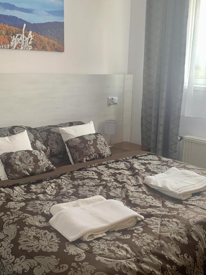Bed and Breakfast Osrodek Wypoczynkowy Tarnica Солина Экстерьер фото