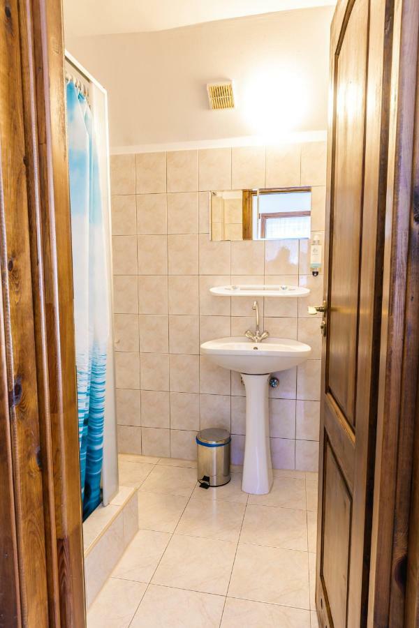Bed and Breakfast Osrodek Wypoczynkowy Tarnica Солина Экстерьер фото