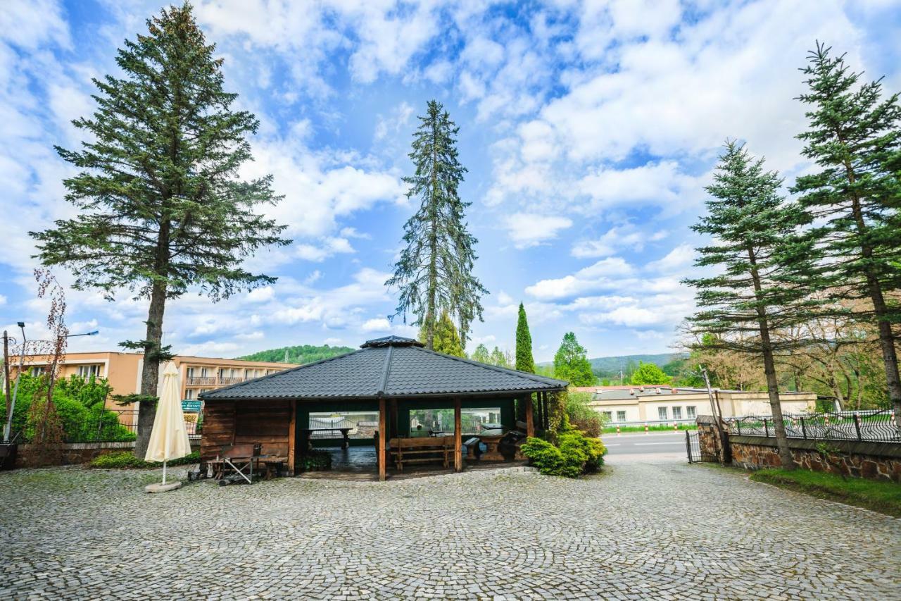 Bed and Breakfast Osrodek Wypoczynkowy Tarnica Солина Экстерьер фото
